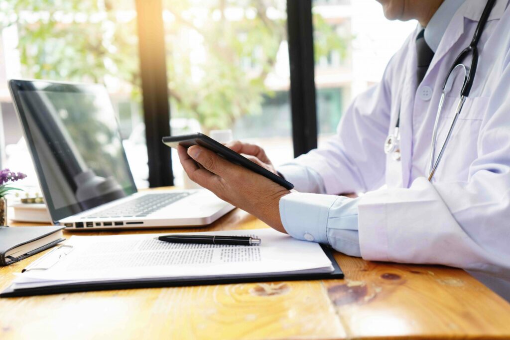 4 Ways Your Healthcare Business Can Benefit from Translation Technology