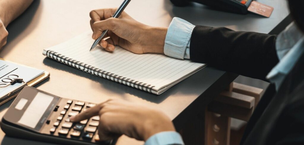 كيف-يمكنك-تقليل-تكاليف-الترجمة-لدعم-أعمالك-المتنامية